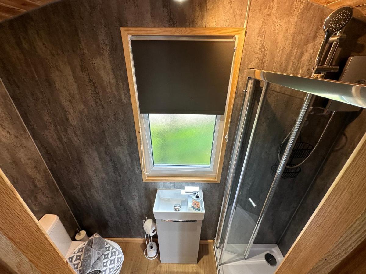 Stags Hide Hotell Minwear Exteriör bild